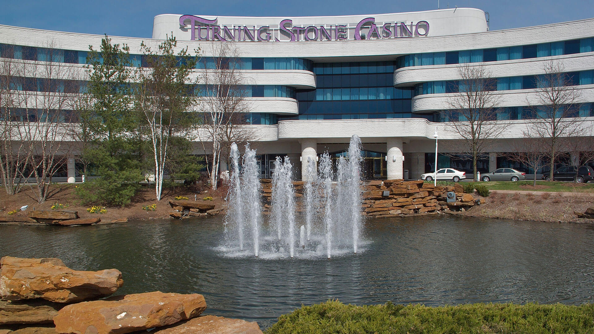 turning stone resort and casino hotel